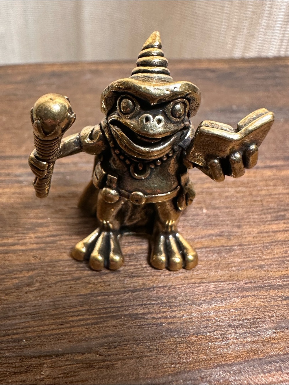 Brass Frog Wizard Figurine - Mini Brass Collectible Figurine - Picture 7 of 11